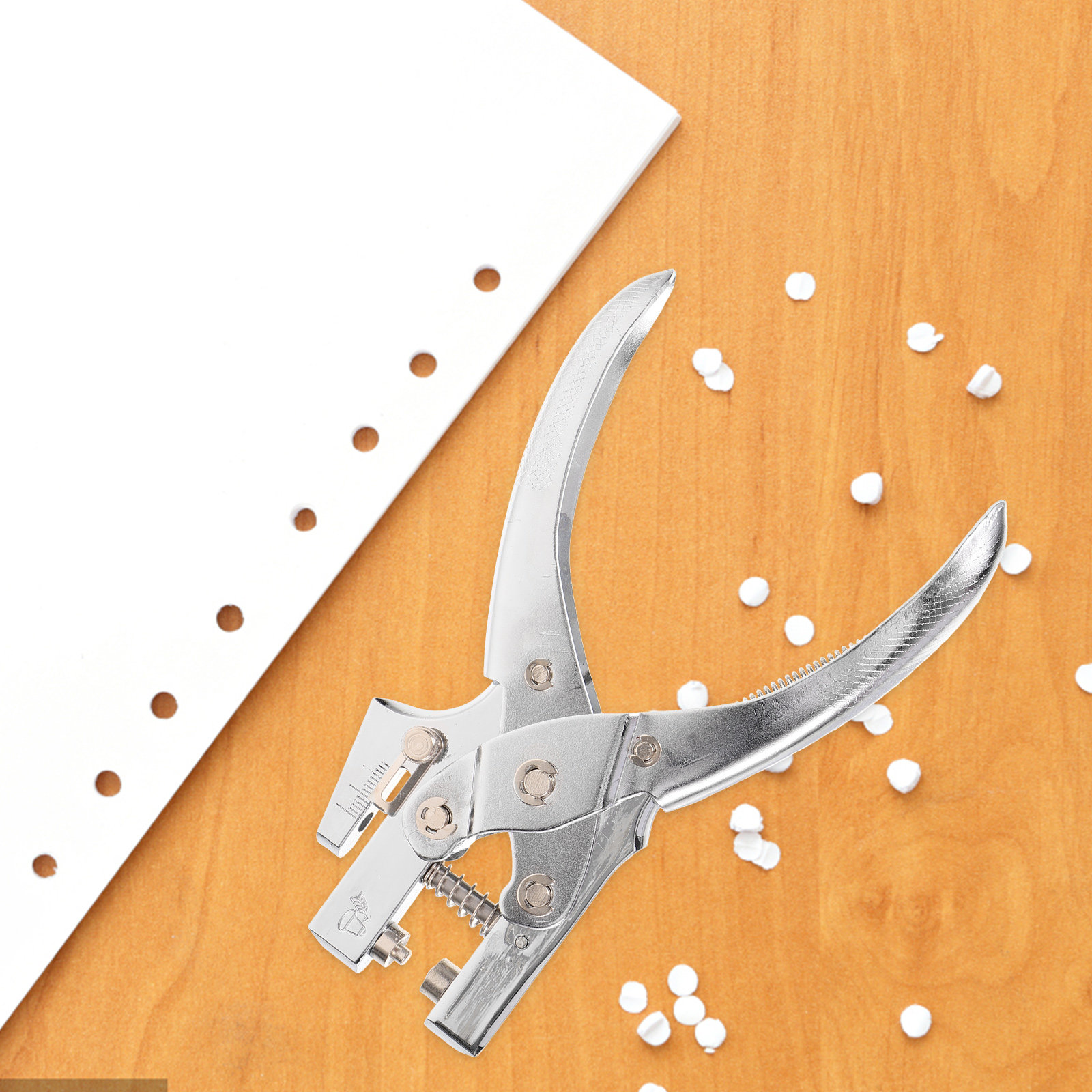 Ergonomic Single Hole Puncher  - огляд і ціна Art Craft Leaves
